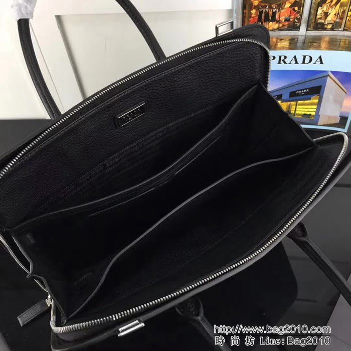 普拉達PRADA頂級原單 專櫃最新款2VN006-2 超軟自然摔牛皮男士手提公事包 PHY1514